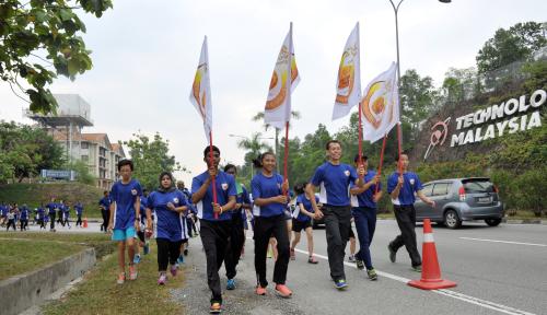 KL02_17042016_WALKATHON
