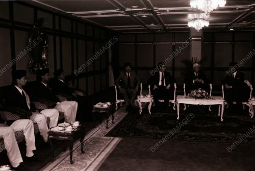 SULTAN AZLAN MUHIBBUDDIN SHAH