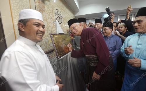 KL02_17062016_PM_SURAU