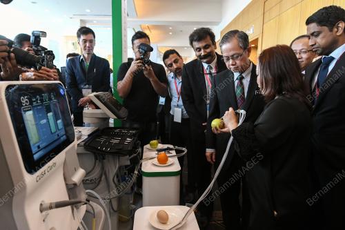 KL02_17082018_SYMPOSIA_BN201808165970