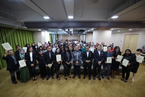 TAN SRI AZAHAR MOHAMED