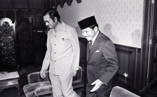 MENTERI BESAR BRUNEI