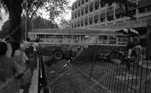 KL02_18022015_KEMALANGAN_BAS