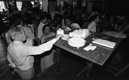 KL02_18022015_LELONG
