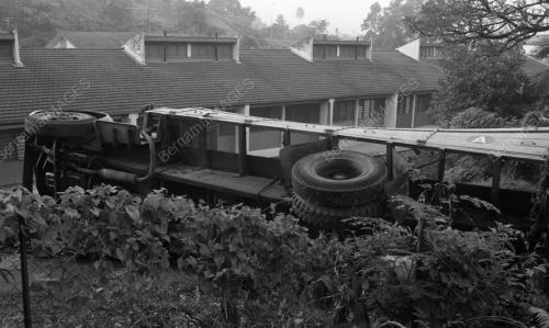 KL02_18022015_LORI_KEMALANGAN