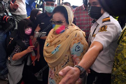 DATIN SERI ROSMAH MANSOR