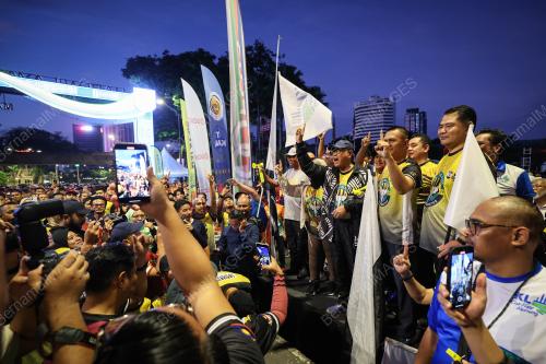 DATUK SERI WAN ROSDY WAN ISMAIL