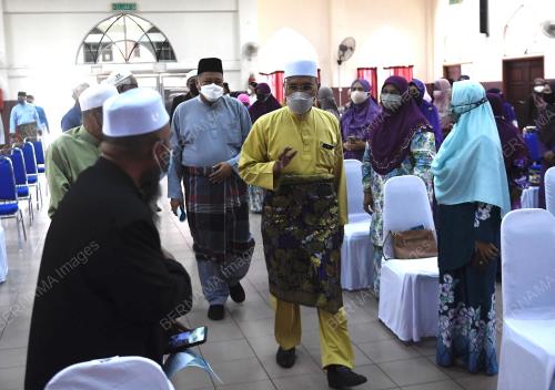 DATUK IDRIS AHMAD