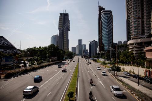 TINJAUAN ALIRAN TRAFIK