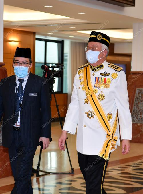 ISTIADAT PEMBUKAAN MESYUARAT PENGGAL KETIGA MAJLIS PARLIMEN KE-14