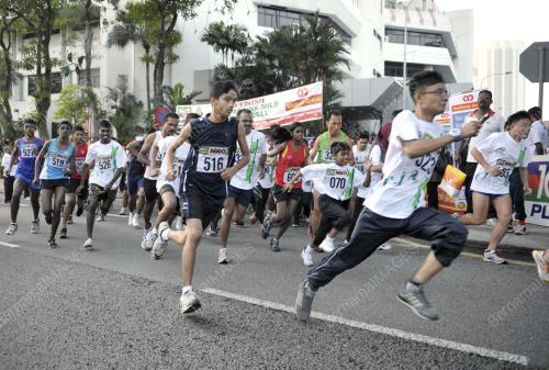 LARIAN NPC MILO AMBANK 2011