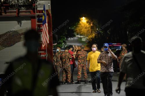 TANAH RUNTUH DI JALAN KEMENSAH HEIGHT