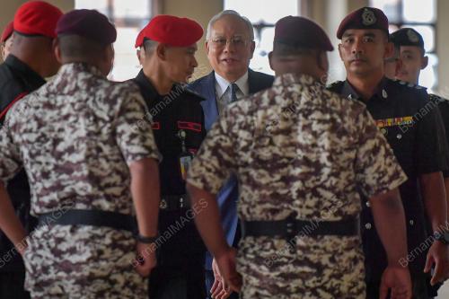 DATUK SERI NAJIB TUN RAZAK