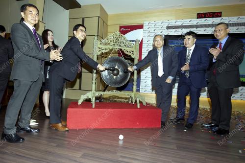 KL02_19032016_BISON