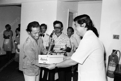 LING LIONG SIK