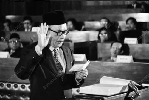 DEWAN NEGARA