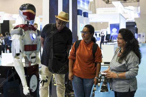 KL02_19072019_ADAM_ROBOT_BN201907094673