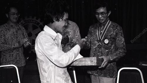 ANUGERAH POSMEN
