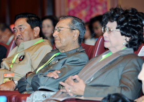KL02_19112012_PGPF