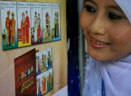 SETEM KHAS PAKAIAN TRADISIONAL PENGANTIN