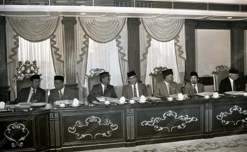 KL02_200690_MESYUARAT_RAJA