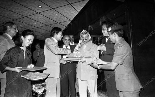 KL02_20082015_JAMUAN_ISTANA