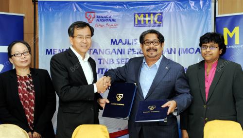 KL02_20112015_ROSLAN_TNB