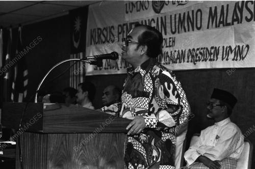 KURSUS PENERANGAN