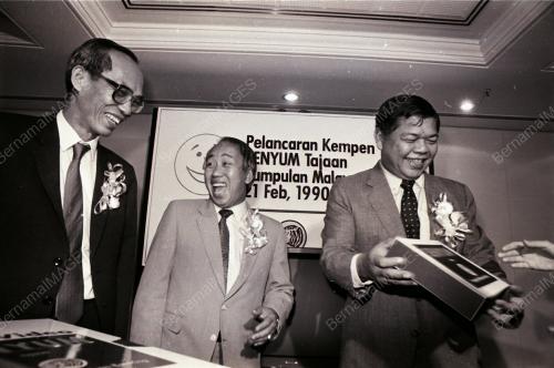 KEMPEN SENYUM MAYBANK