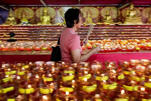 KL02_21052016_WESAK_DAY