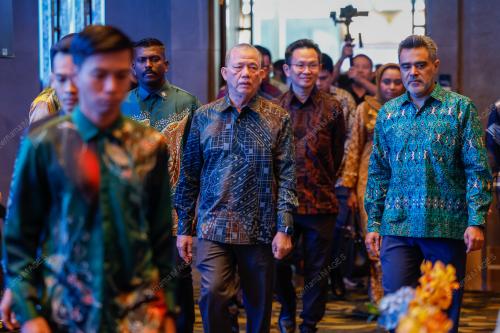 DATUK SERI FADILLAH YUSOF