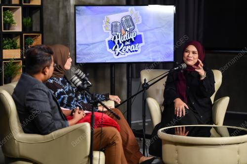 NORA ARIFFIN
