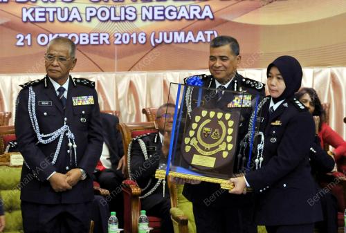 KL02_21102016_POLIS_SAINS