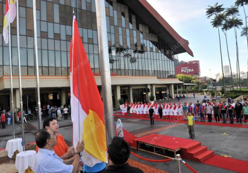 KL02_21112015_RAPTAI_UMNO