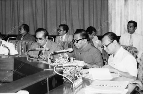 SIDANG AKHBAR MAJLIS PELANCARAN HADIAH PUISI