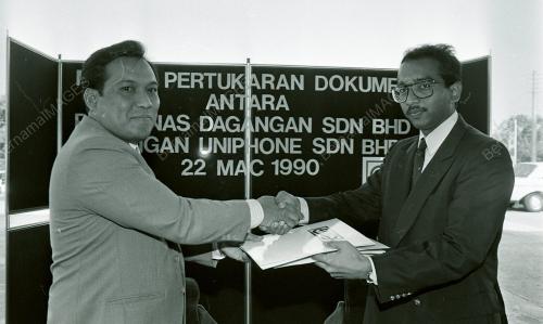 KL02_220390_DOKUMEN