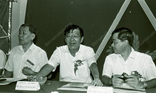 LIM KENG YAIK MERASMIKAN PARTI GERAKAN SELANGOR