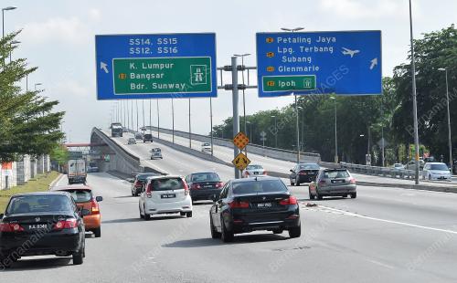 KL02_22082012_TRAFIK_LALU_LINTAS