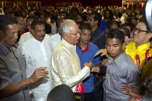KL02_22102014_PM_DEEPAVALI