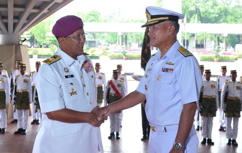 KL02_22122014_KUNJUNGAN