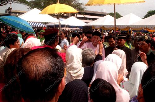 SULTAN SALAHUDDIN ABDUL AZIZ SHAH