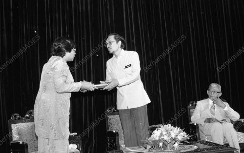 KL02_23012015_ANUAR_RASMI
