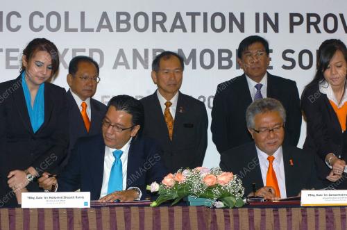 KL02_23022011_MOU_CELCOM_-TM