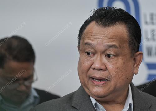 DATUK SERI ALEXANDER NANTA LINGGI
