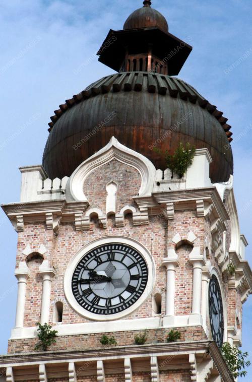 MENARA JAM BANGUNAN SULTAN ABDUL SAMAD