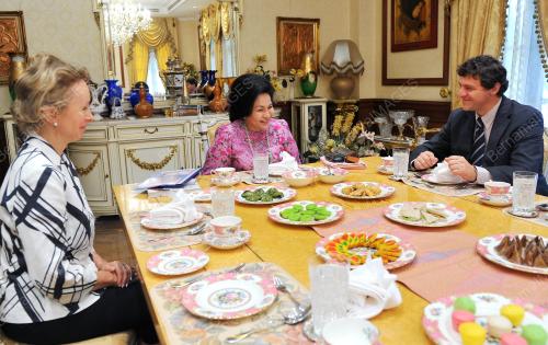 DATIN SERI ROSMAH MANSOR
