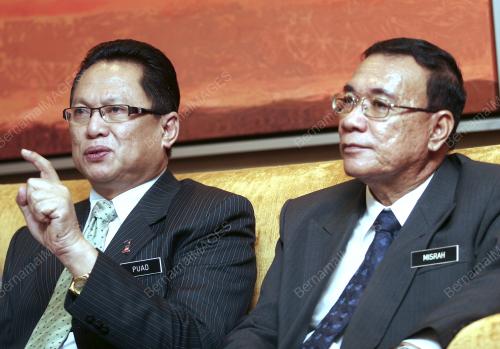 DR MOHD PUAD ZARKASHI