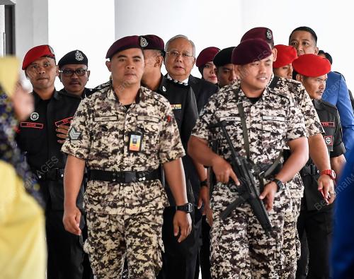 DATUK SERI NAJIB TUN RAZAK