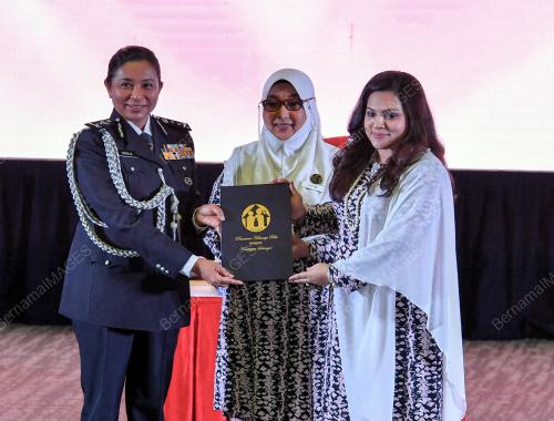 SERAH TERIMA TUGAS KETUA POLIS SELANGOR