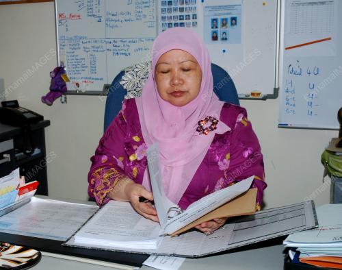 PROF MADYA ROHANI ARSHAD